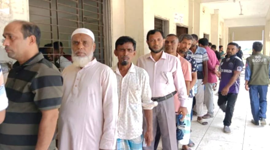 বিদ্রোহী প্রার্থী ঠেকাতে অভিনব কৌশলের ‘প্রি-ইলেকশন’