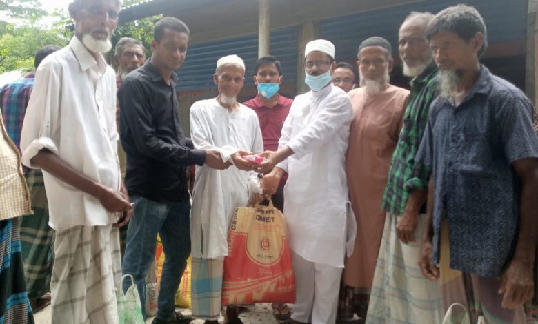 এমপি মীরা’র ত্রান কার্যক্রম চলমান