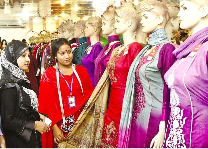 শপিং করতে হবে ২ কি.মি’র মধ্যে, থাকতে হবে পরিচয়পত্র