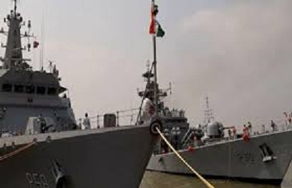 ৩ দিনের সফরে বাংলাদেশে ভারতীয় নৌবাহিনীর ২ যুদ্ধ জাহাজ