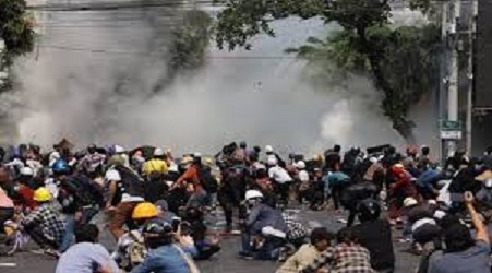 মিয়ানমারে জান্তাবিরোধী বিক্ষোভে গুলিতে নিহত ৩৯