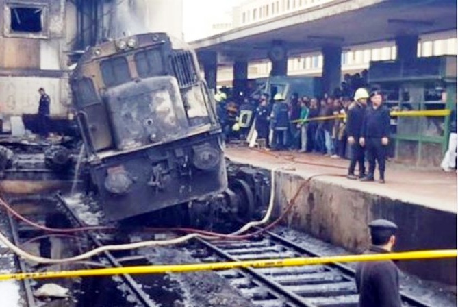 মিসরে ভয়াবহ ট্রেন দুর্ঘটনায় নিহত ১১
