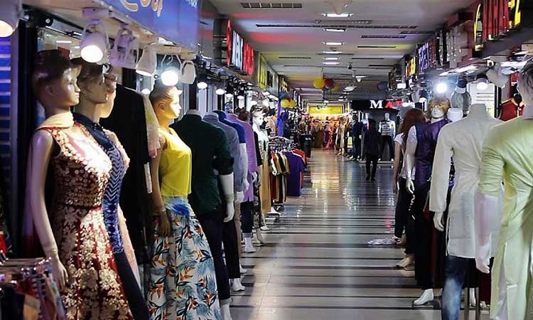 শর্ত সাপেক্ষে রবিবার থেকে খুলছে দোকানপাট ও শপিংমল