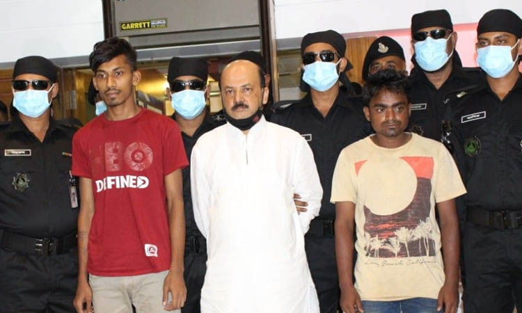 প্রকাশ্যে কুপিয়ে হত্যার ঘটনায় সাবেক এমপি আউয়াল চার দিনের রিমান্ডে