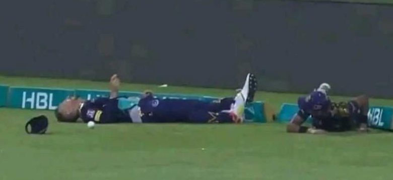 মাথায় গুরুতর আঘাত পেয়ে হাসপাতালে ক্রিকেটার ডু প্লেসি