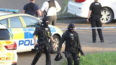 যুক্তরাজ্যে গোলাগুলিতে নিহত ৬