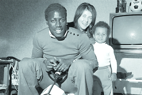 ৩৯ বছর কোমায় থাকার পর না ফেরার দেশে ফুটবলার