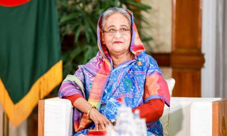 'মুকুট মণি' খেতাব পেলেন শেখ হাসিনা