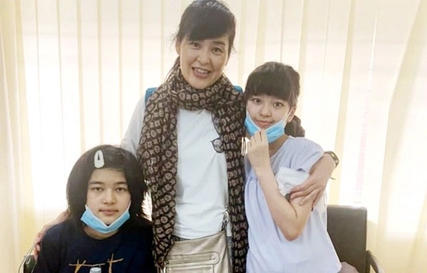 কন্যাদের জন্য জাপানি মায়ের আপিল