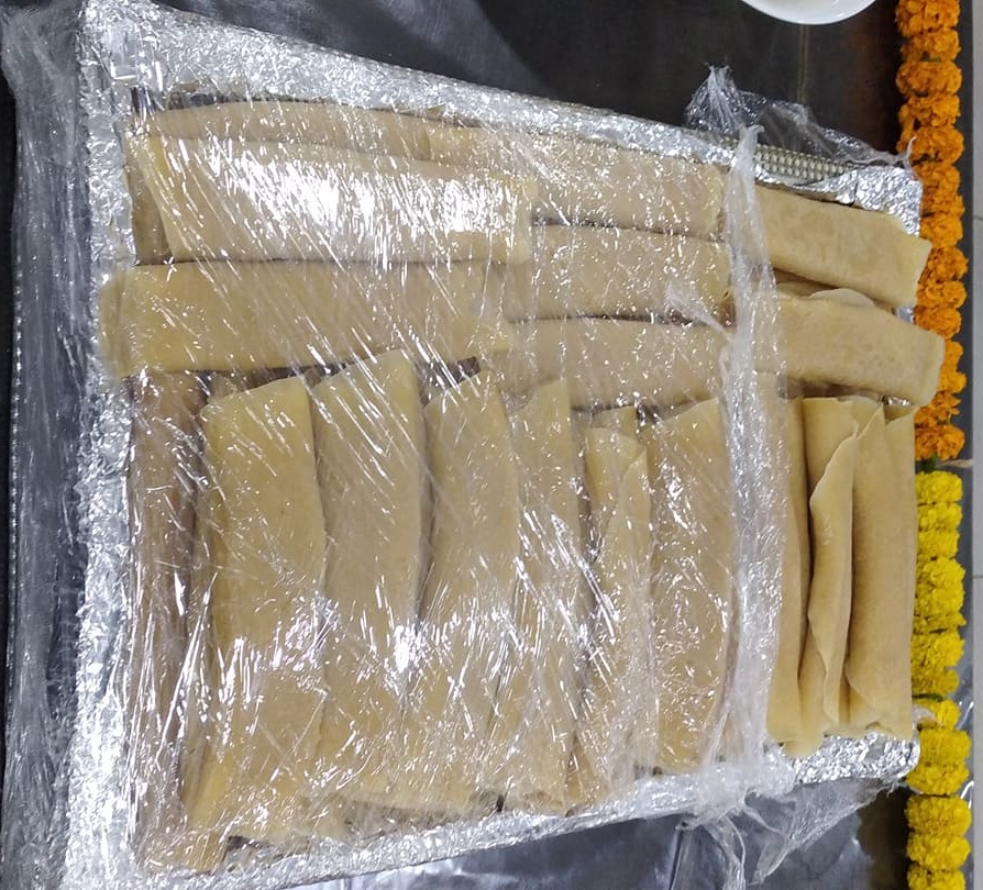 এতে ব্রাহ্মণবাড়িয়ার ঐতিহ্যবাহী ১০ রকমের পিঠার পাশাপাশি লোকসঙ্গীতেরও আসর বসে। রাজা মামার ৫০ রকমের চা-ও পরিবেশন করা হয়।