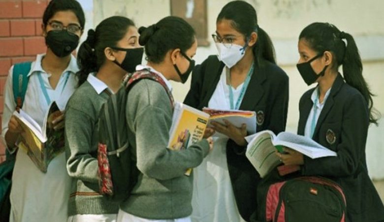 এক মাস পর স্কুল-কলেজ খুলছে আজ