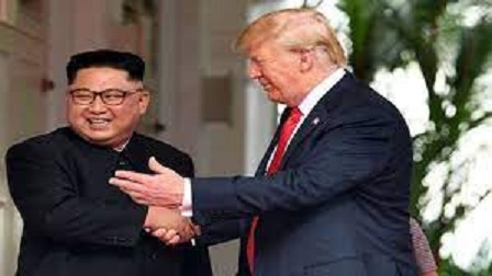 ট্রাম্পের রিসোর্টে কিমের ‘প্রেমপত্র’!