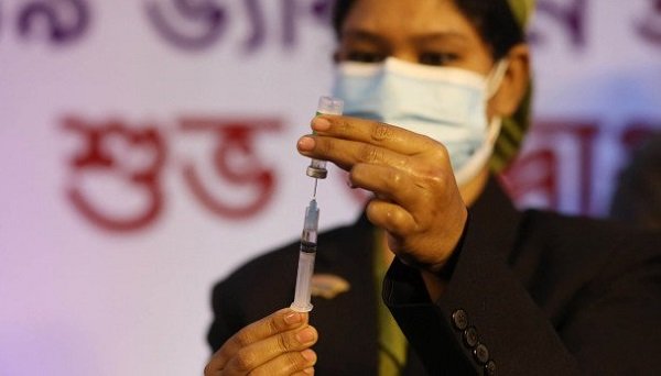 আজ ১ কোটি মানুষকে টিকা দেওয়া হবে