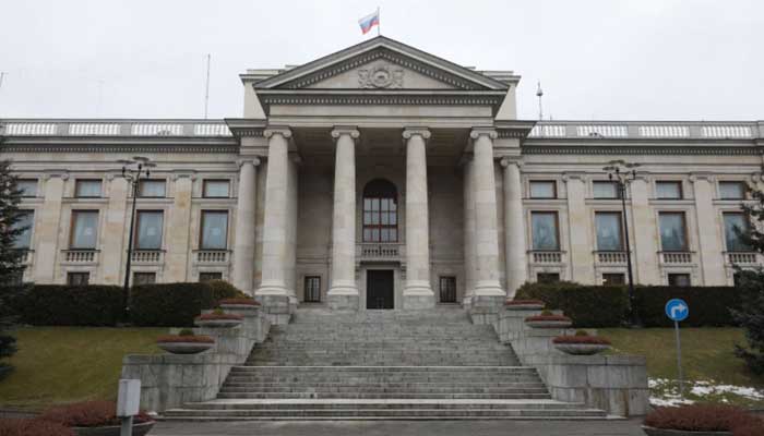 পোল্যান্ড থেকে ৪৫ রুশ কূটনীতিককে বহিষ্কারের সিদ্ধান্ত