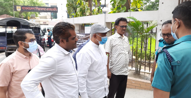 বিএনপির প্রতিনিধি দল দুদকে