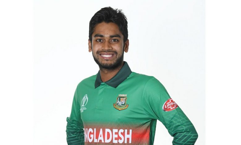 বর্ষসেরা খেলোয়াড় হয়েছেন ক্রিকেটার মেহেদী হাসান মিরাজ