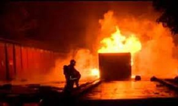 সীতাকুণ্ডে বিস্ফোরণ: ফায়ার সার্ভিসের পাঁচ কর্মীসহ নিহত ৩১