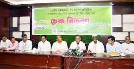 বাংলাদেশের সঙ্গে ভারতের সম্পর্ক বন্ধুত্বের: তথ্যমন্ত্রী