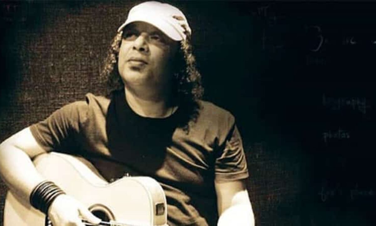 এলআরবির প্রতিষ্ঠাতা আইয়ুব বাচ্চু চলে যাওয়ার চার বছর। মাত্র ৫৬ বছর বয়সে ২০১৮ সালের ১৮ অক্টোবর হৃদরোগে আক্রান্ত হয়ে শেষ নিঃশ্বাস ত্যাগ করেন ব্যান্ড সংগীতের এই উজ্জ্বল নক্ষত্র।