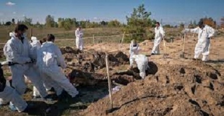 ইউক্রেনের দোনেস্ক এলাকার লিম্যান শহরে গণ কবরের সন্ধান মিলেছে