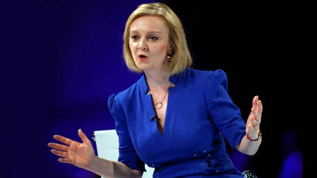 নিজেকে ‘ইহদিবাদী’ ঘোষণা ব্রিটিশ প্রধানমন্ত্রী