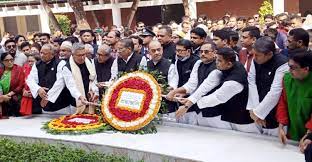 বঙ্গবন্ধুর সমাধিতে আওয়ামী লীগের শ্রদ্ধা