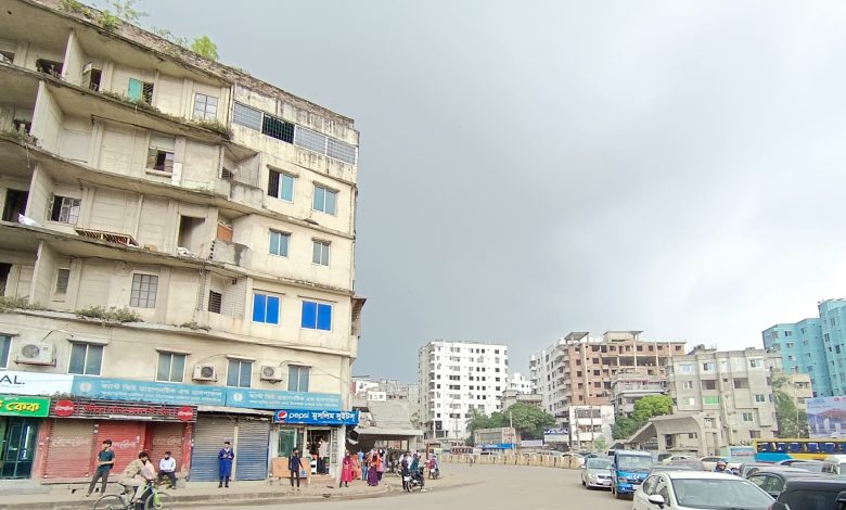 বৃষ্টি সত্ত্বেও শুক্রবার সকালে ঢাকার বাতাস ‘অস্বাস্থ্যকর’