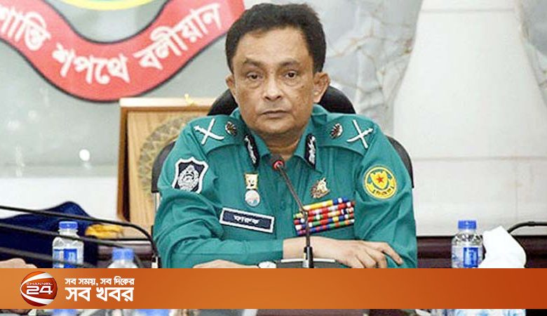 ভোট সুষ্ঠু না হলে নাকে খত দিয়ে পদত্যাগের ঘোষণা ডিএমপি কমিশনারের