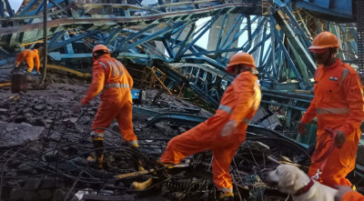 ভারতে গার্ডার লঞ্চিং মেশিন ভেঙে নিহত ১৪