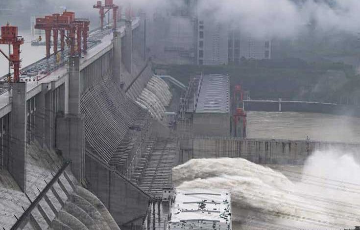 এবার ব্রহ্মপুত্রে বিশাল আকারে বাঁধ দিবে চীন