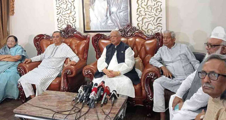 ২ আগস্ট থেকে মাঠে থাকবে ১৪ দল