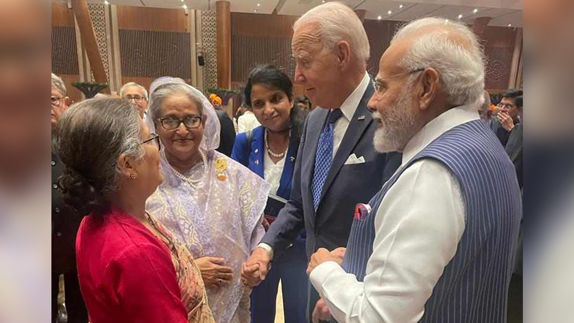 বাইডেনকে বাংলাদেশ সফরের আমন্ত্রণ জানিয়েছেন প্রধানমন্ত্রী