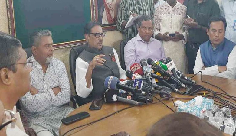 শুক্রবার (২০ অক্টোবর) সকালে পূজা উদযাপন পরিষদের নেতাদের সঙ্গে বৈঠক শেষে