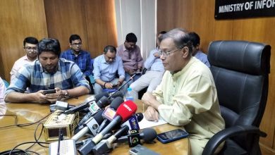 কেউ নির্বাচন করতে না চাইলে তাকে নিয়ে আসা সরকারের দায়িত্ব না : তথ্যমন্ত্রী