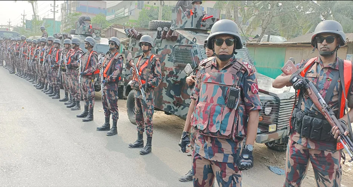 সারা দেশে ২২৯ প্লাটুন বিজিবি মোতায়েন