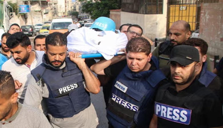 গাজায় ইসরায়েলি হামলায় ১০০ সাংবাদিক নিহত