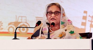 আওয়ামী লীগের ইশতেহার; নৌকায় ভোট চাইলেন শেখ হাসিনার