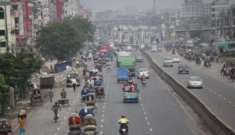 আজ থেকে ঢাকায় যান চলাচলে যেসব বিধিনিষেধ