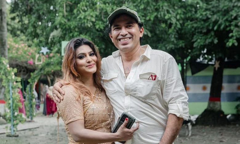 ১১ বছর প্রেম করে বিয়ে করলেন পল্লব