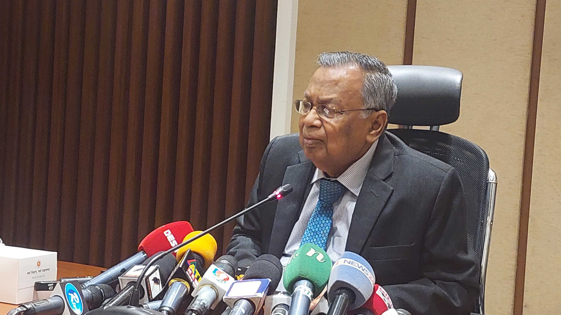 ইইউভুক্ত দেশে অবৈধ বাংলাদেশি রাখতে চাই না: অর্থমন্ত্রী