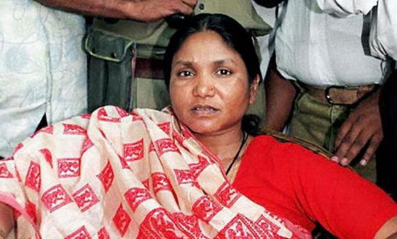 ফুলন দেবীর হাতে ২০ ঠাকুর খুন: ৪৩ বছর পর রায় ঘোষণা