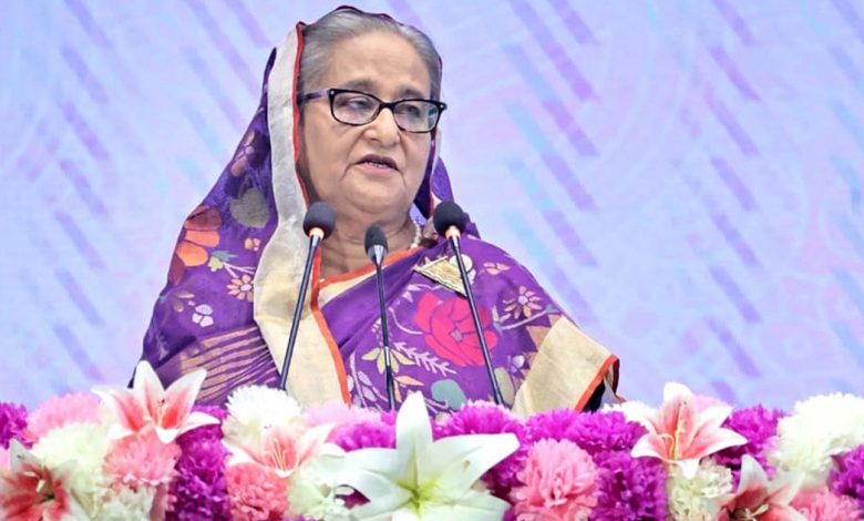 নারীদের সুযোগ দিলে তারা সবই পারে: প্রধানমন্ত্রী
