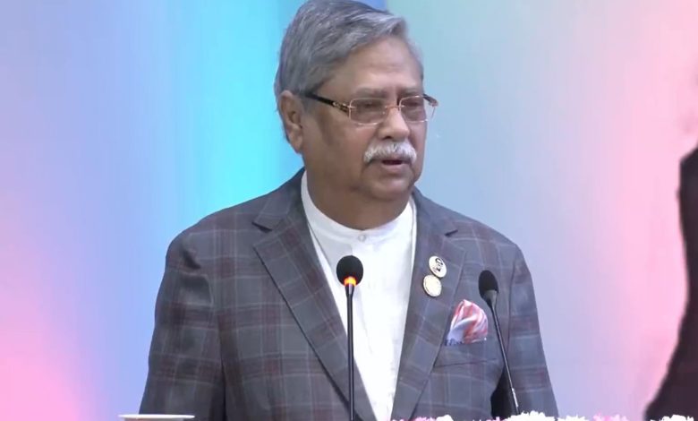 সরকার-রাজনীতিবিদদের সিদ্ধান্তে জনস্বার্থকে প্রাধান্য দিতে হবে: রাষ্ট্রপতি