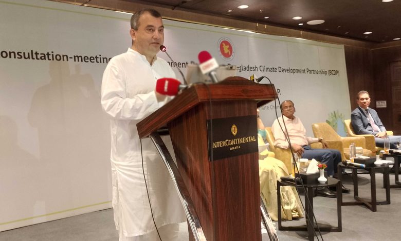 জলবায়ু সংকট মোকাবেলায় বিশ্বে বাংলাদেশ পথপ্রদর্শক: পরিবেশমন্ত্রী