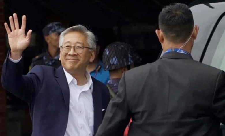 ঢাকা ত্যাগ করলেন ডোনাল্ড লু