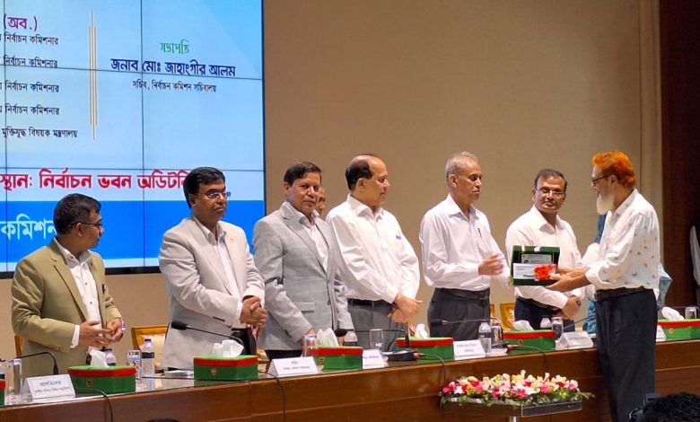 ‘বীর মুক্তিযোদ্ধা’ লেখা স্মার্ট এনআইডি পেলেন মুক্তিযোদ্ধারা
