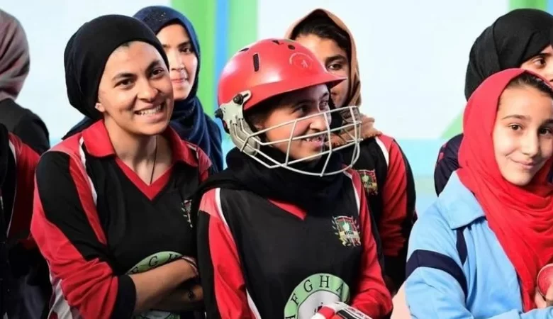 শরণার্থী দল হয়ে খেলতে চান আফগান নারী ক্রিকেটাররা
