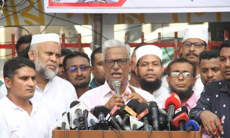 দেশের মানুষকে রক্ষার দায়িত্ব আল্লাহর পরে ড. ইউনূসের : জয়নুল আবেদীন ফারুক