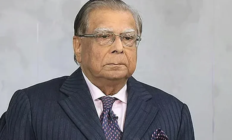 ইনাম আহমেদ চৌধুরী আর নেই