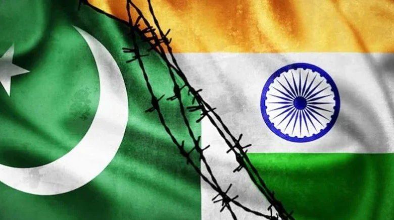 পাকিস্তানের আকাশে ভারতের বিমান চলাচলে নিষেধাজ্ঞা